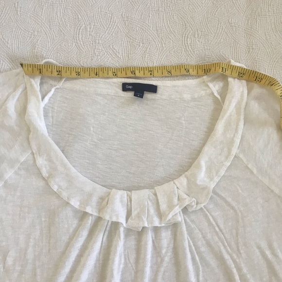 SOLD !!!! - 2️⃣Bundle Gap short sleeve tops..! - Picture 16 of 16